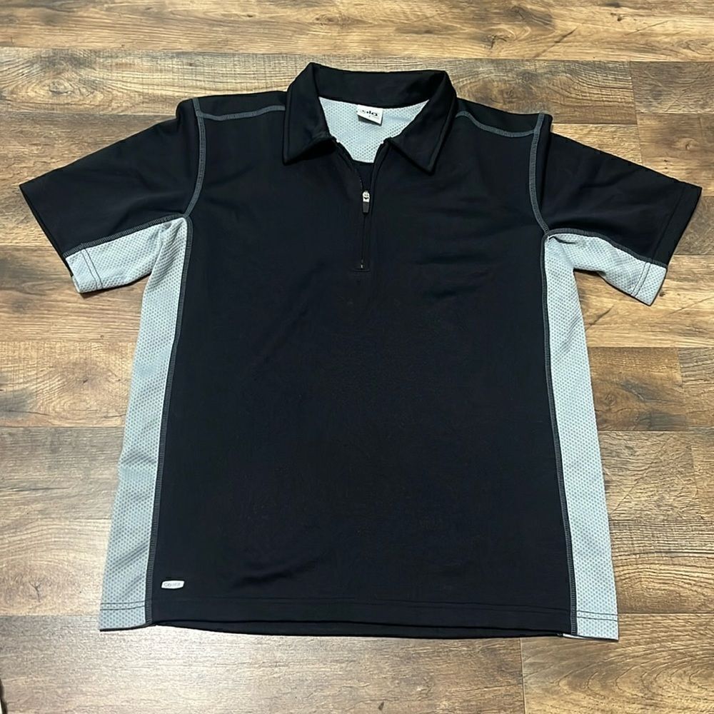 Alo mens 1/4 zip short sleeve shirt size small